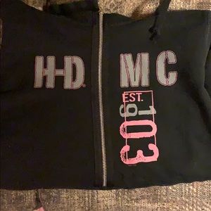 Women’s size medium Harley Davidson hoodie